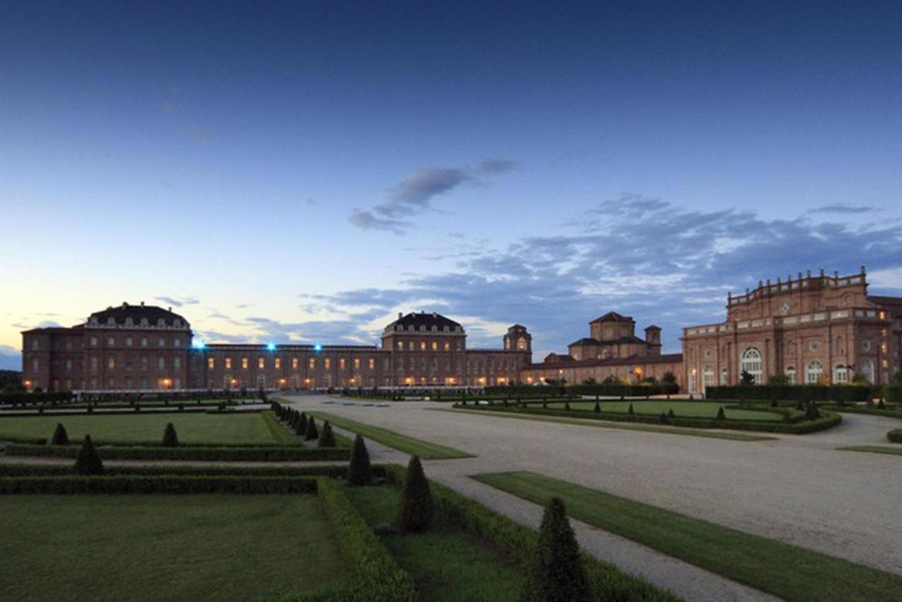 Casa Azzurra 61Mq A 30 Metri Dalla Reggia Di Venaria Venaria Reale Dış mekan fotoğraf